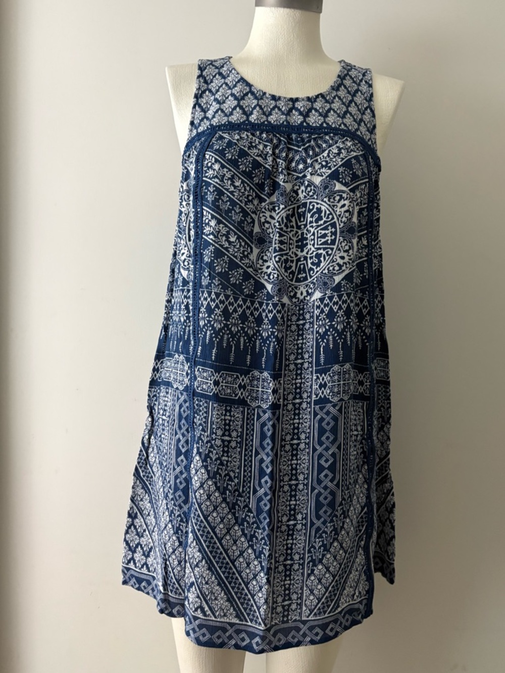 Knox Rose Navy and White Printed Sleeveless Tunic Dress
